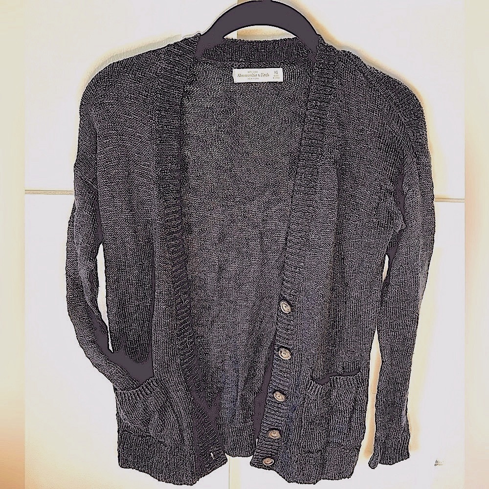 Abercrombie and Fitch XS womens Navy Cardigan with brown buttons dark blue